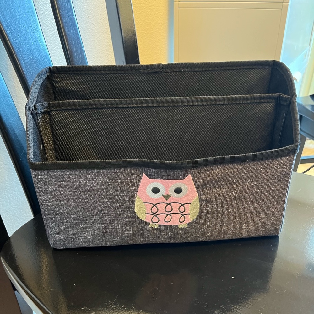 Desk top organizer